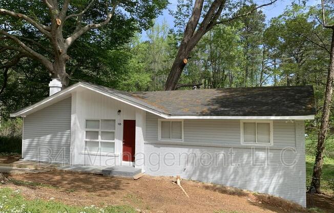 928 NEEDLE DR