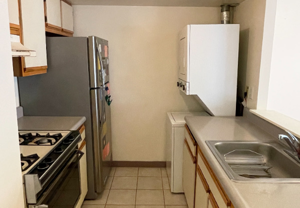139 N 9 ST