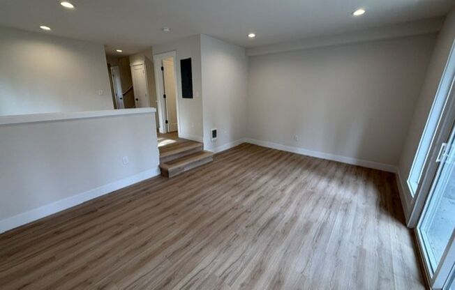 7900 Edmonds 4-Plex