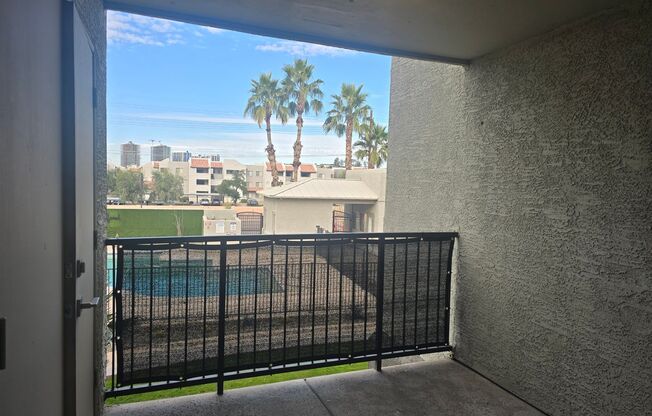 2 beds, 2 baths, 850 sqft, $1,450, Unit 207