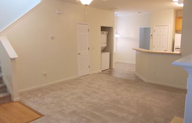 End Unit 2 story, 3 Bedroom Townhome near Mint Hill