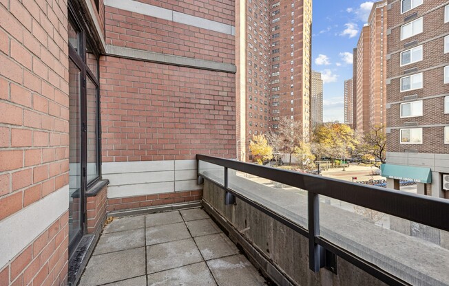 Studio, 1 bath, $3,900, Unit 3F