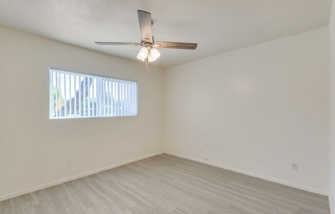 2 beds, 2 baths, 950 sqft, $1,350, Unit 102