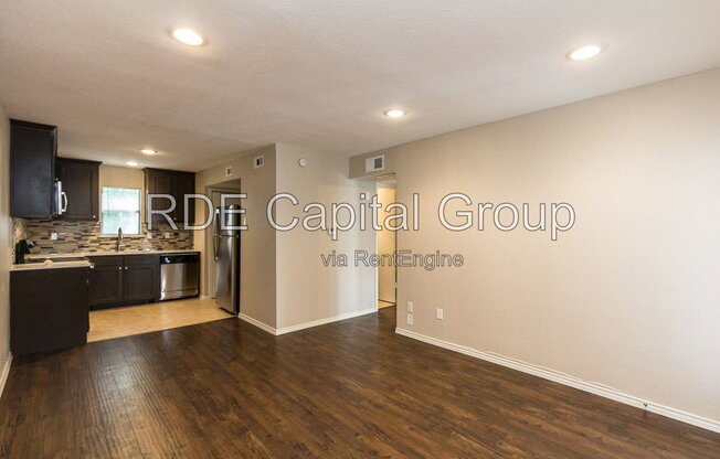 2 beds, 2 baths, 732 sqft, $1,280, Unit 224