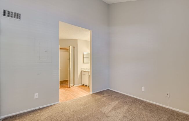 2 beds, 2 baths, 1,100 sqft, $1,200, Unit 1401
