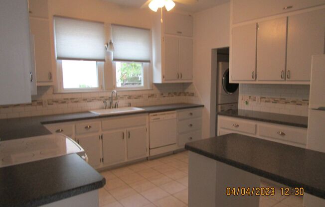 4 beds, 2 baths, $2,595