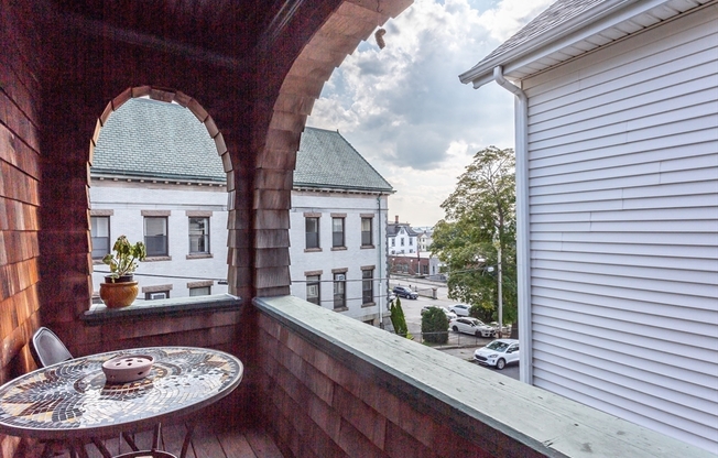 256 MAPLE ST