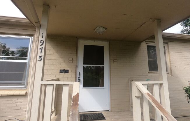 1975 - 1977 Norwood Avenue