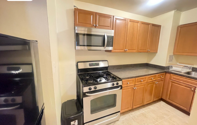310 LENOX RD