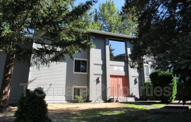 4629 W Lake Sammamish Pkwy SE