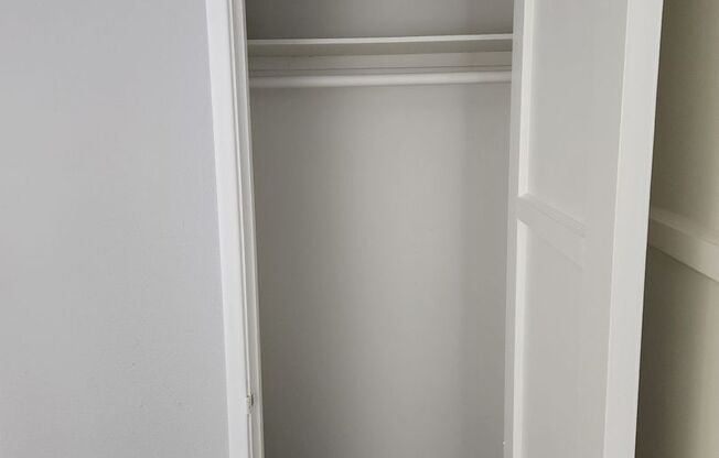 2 Bedroom Duplex!!