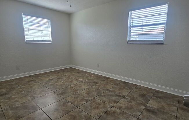 2 beds, 1 bath, $1,500