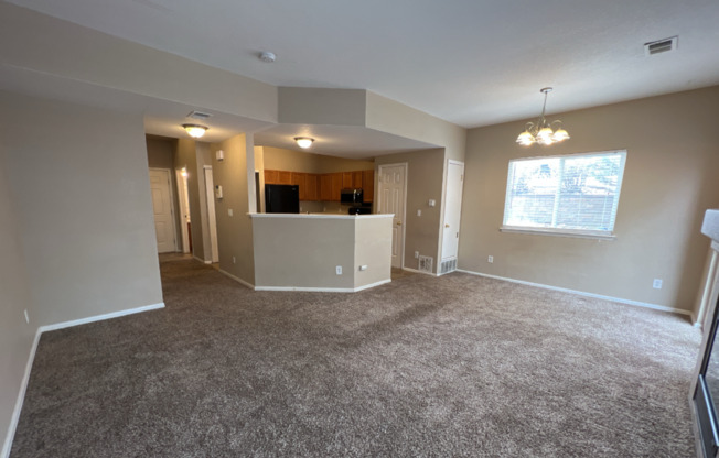 Spacious 3 Bed, 2.5 Bath Condo in Thornton!