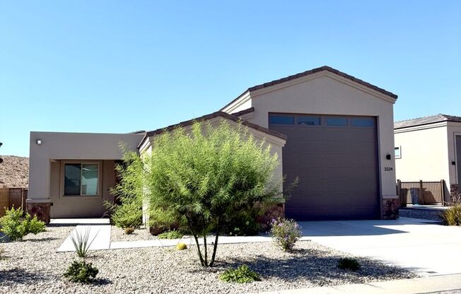 Beautiful Furnished 2 Bedroom Home in the Laughlin Ranch Community!