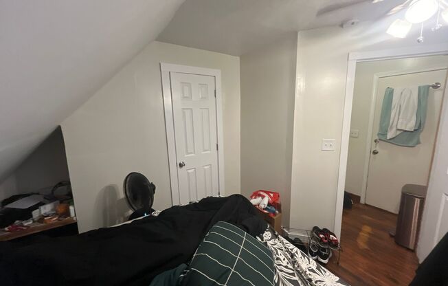 3 beds, 1 bath, 1,011 sqft, $2,500, Unit 19 Woodland St. - 3rd Fl