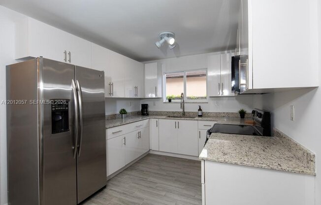 2800 SW 4 ST