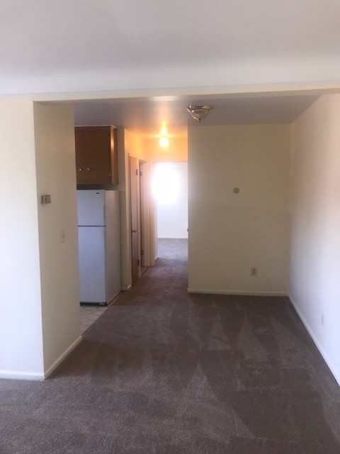 2 beds, 1 bath, 850 sqft, $1,250