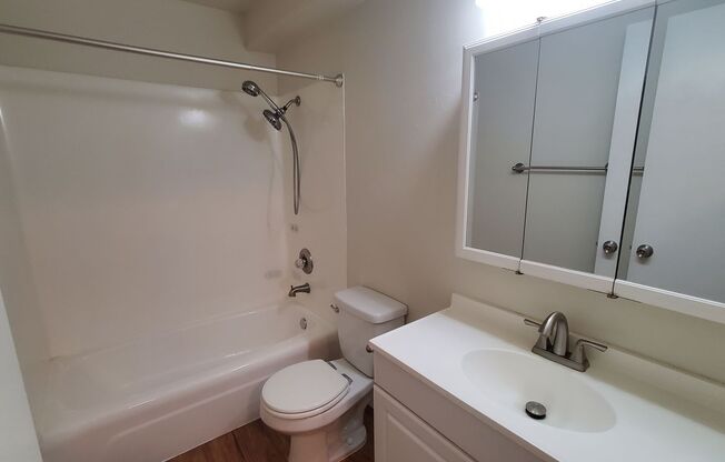 1 bed, 1 bath, $1,850, Unit 12