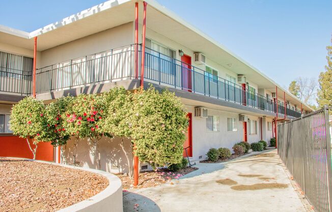 Hillcrest Apartments
