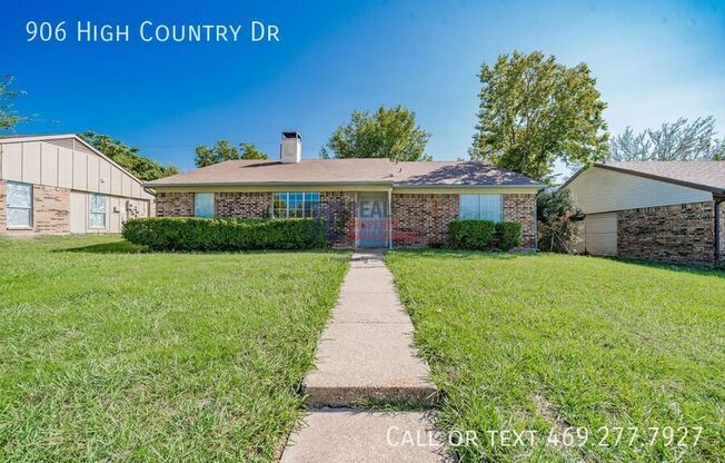 906 HIGH COUNTRY DR