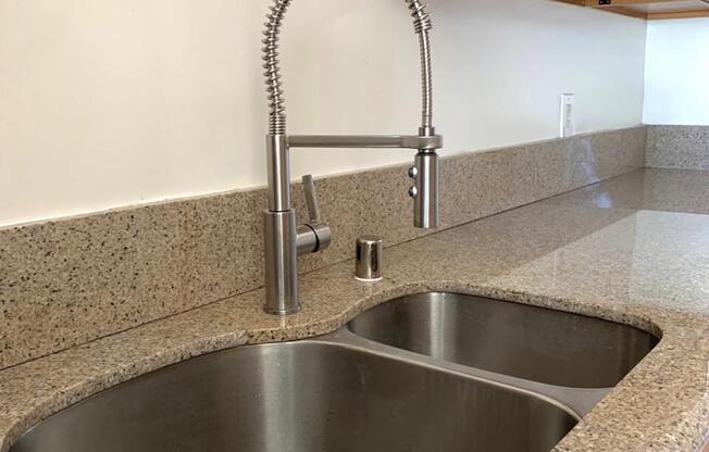 1 bed, 1.8 baths, 885 sqft, $3,795, Unit 211
