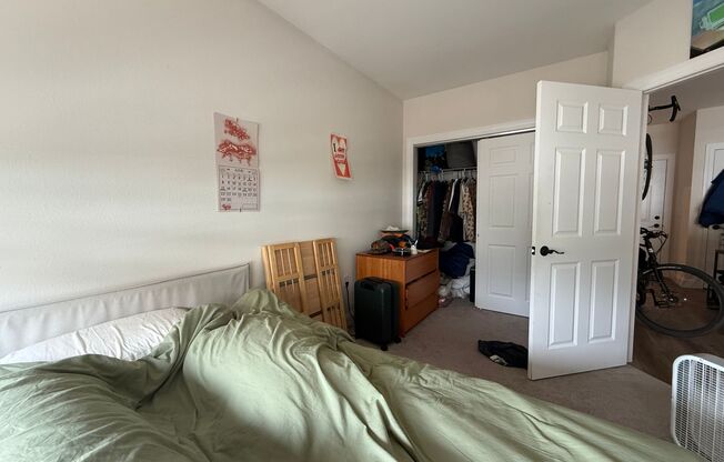 2577 Downer