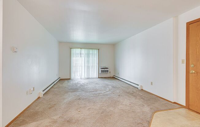Maple Crest Apartments (Calumet Grove)