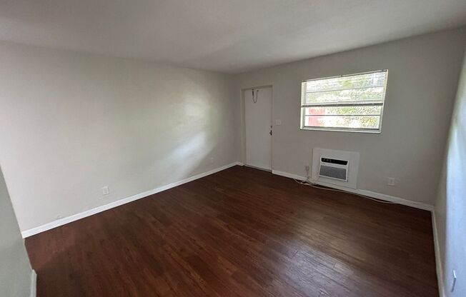 2 beds, 1 bath, $1,275, Unit P282 - Winds #4B - 3007 50th St S