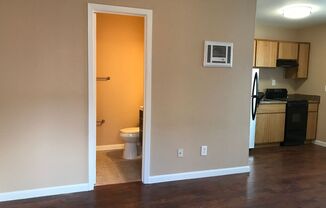 Studio, 1 bath, 400 sqft, $1,595, Unit 54-12