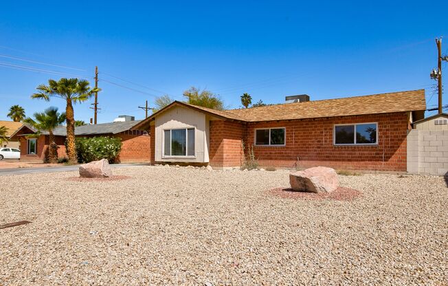 3 Bedroom, 2 bathroom available NOW!!!  Freshly Painted!!!  Upgraded bathrooms and Kitchens!!! Tile Through-out!! Gorgeous!!!