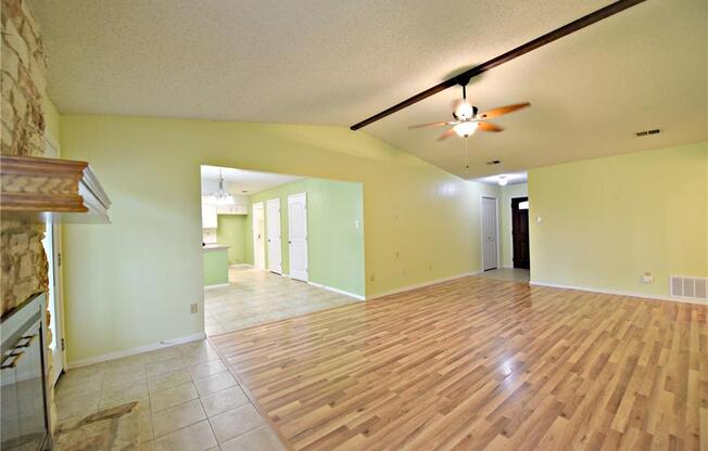 4604 PELHAM DR