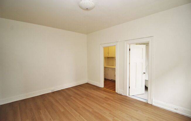 1 bed, 1 bath, 2 sqft, $925, Unit #107