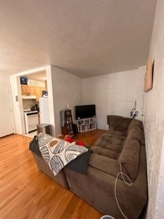 1 bed, 1 bath, $2,630, Unit 2