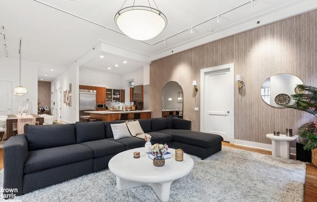 426 W 58 ST