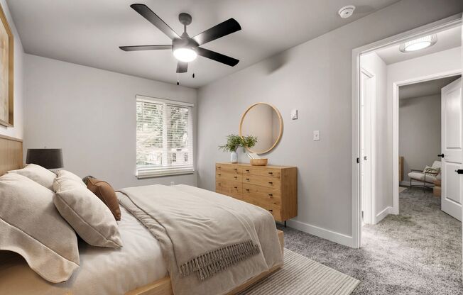 2 beds, 1 bath, 900 sqft, $2,100, Unit Apt. 216