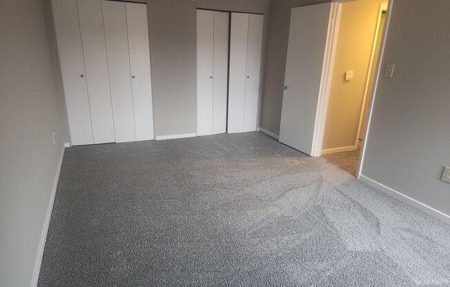 1 bed, 1 bath, 832 sqft, $940, Unit WG1-104
