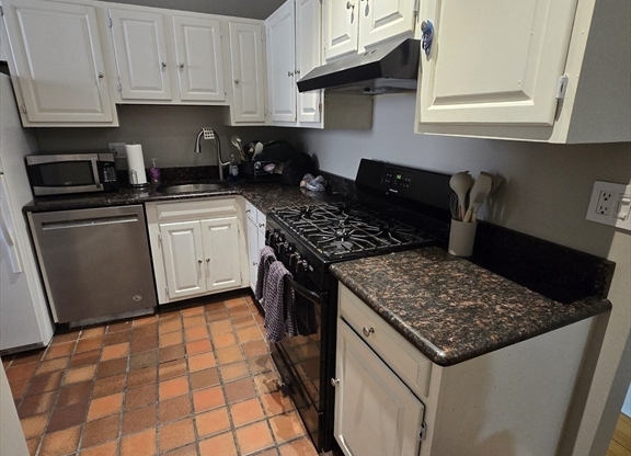 1165 Commonwealth Ave #2