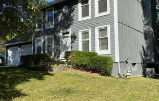 413 Locust St