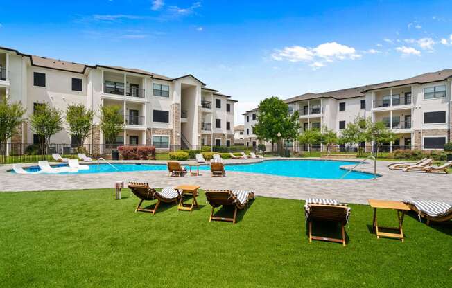 outdoor amenities at the bradley braddock road station apartments