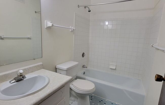 1 bed, 1 bath, $1,250