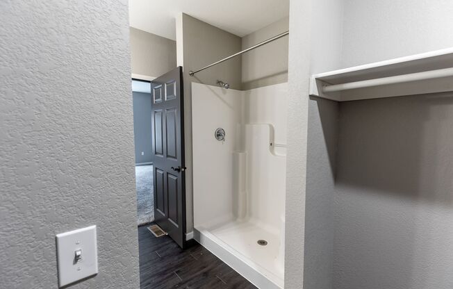 2 beds, 2 baths, 1,179 sqft, $1,375, Unit 3500-307