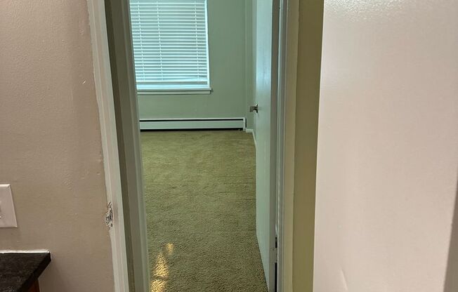 1 bed, 1 bath, 750 sqft, $1,195, Unit 209 (R)