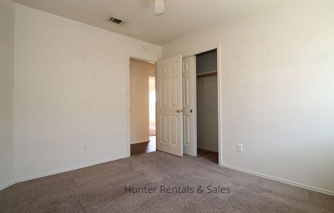 3 beds, 2 baths, $1,325