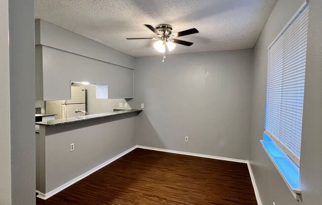 2 beds, 1.5 baths, 1,147 sqft, $1,650, Unit 104