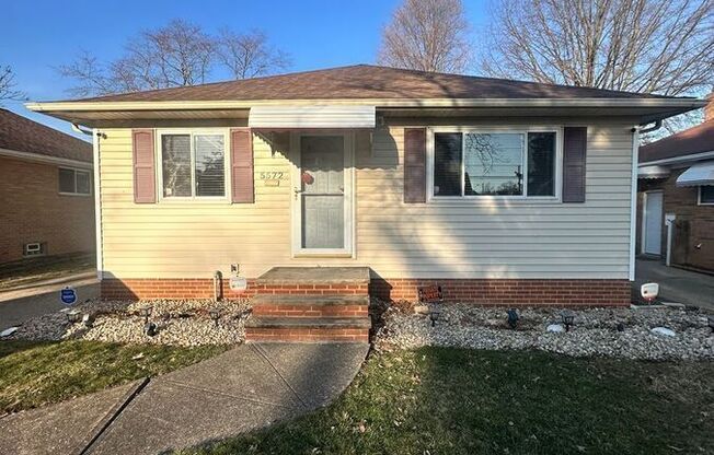 5572 E 141 ST