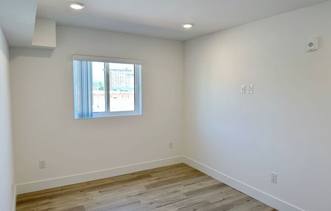 1 bed, 1 bath, 607 sqft, $2,440, Unit 602
