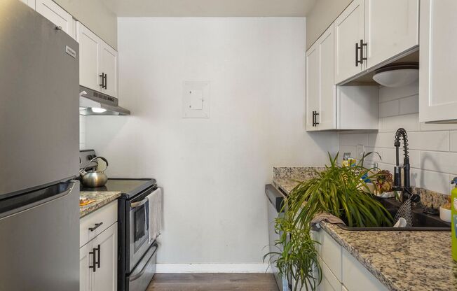 4510 PICTURESQUE CIR