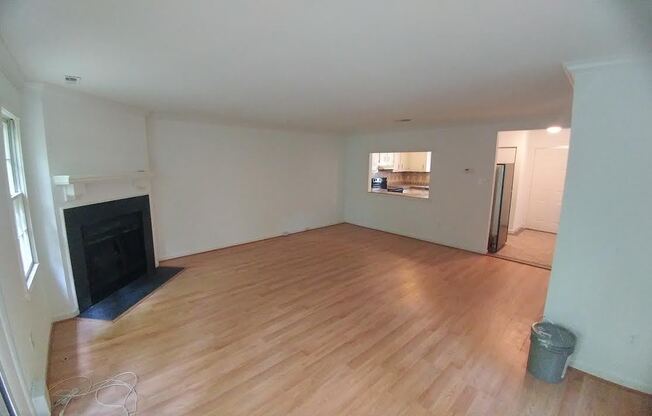 2 BR / 2.5 BA Condo on Forest Hill. Pets Considered. Available Now!