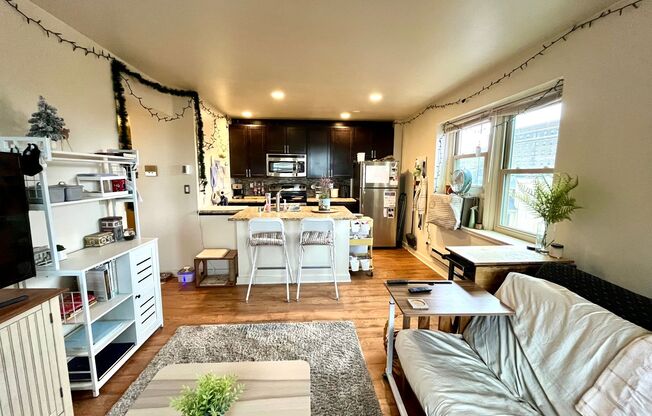 1 bed, 1 bath, $995, Unit 501