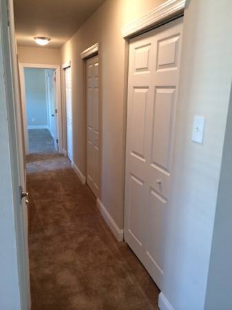 2 beds, 1 bath, 1,100 sqft, $1,600, Unit G207